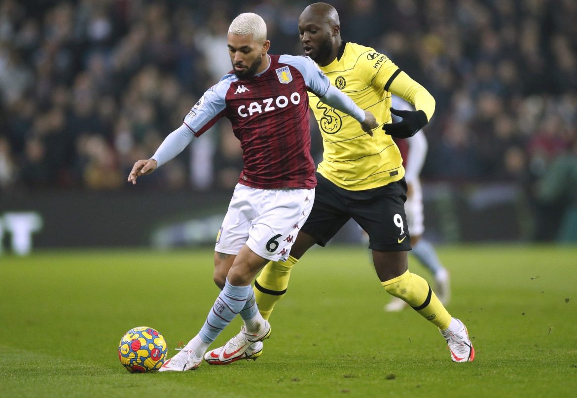 Aston Villa in Douglas Luiz contract talks
